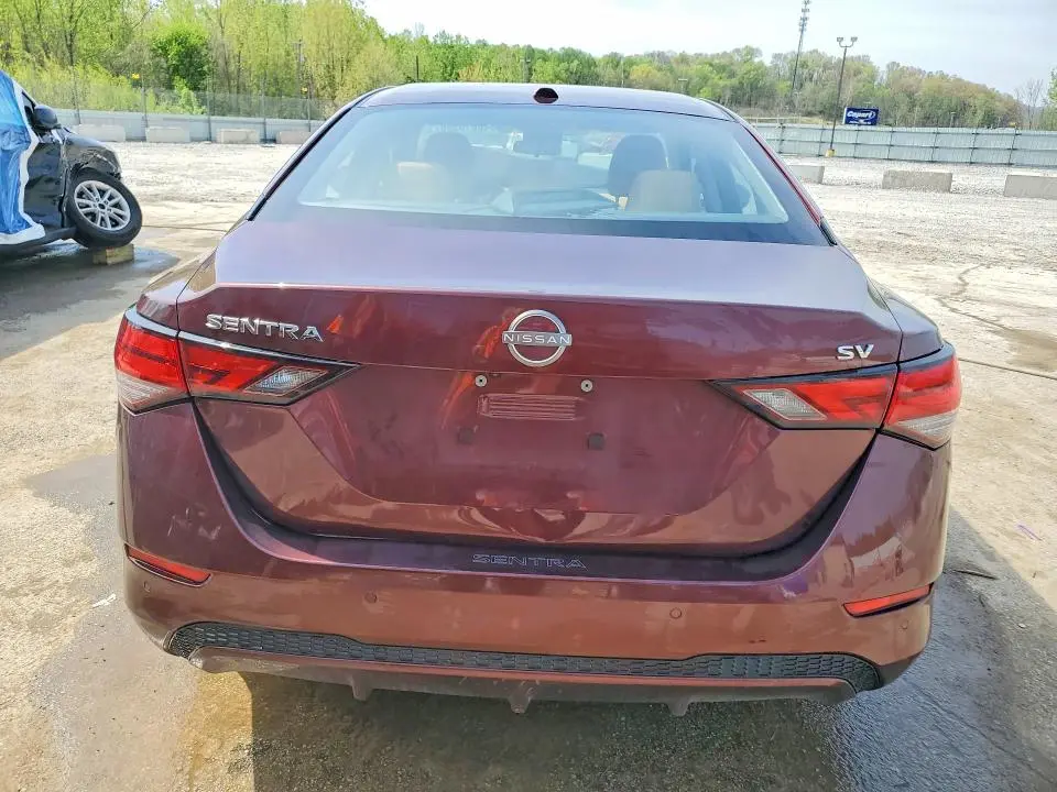 2024 NISSAN SENTRA SV  