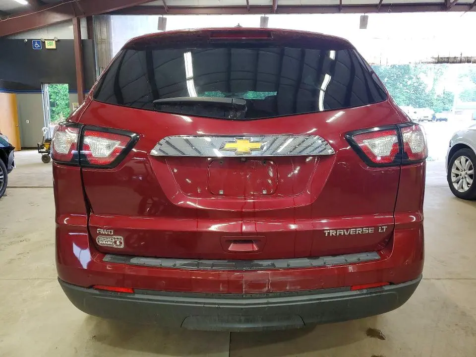 2016 CHEVROLET TRAVERSE LT  