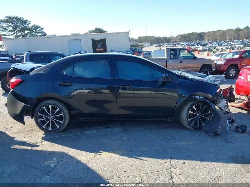 2017 TOYOTA COROLLA SE
