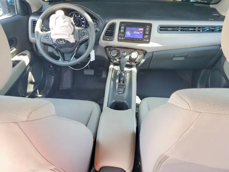 2021 HONDA HR-V LX  