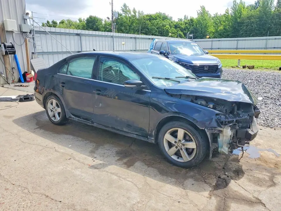 2014 VOLKSWAGEN JETTA TDI  