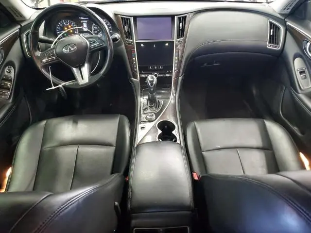 2018 INFINITI Q50 LUXE  