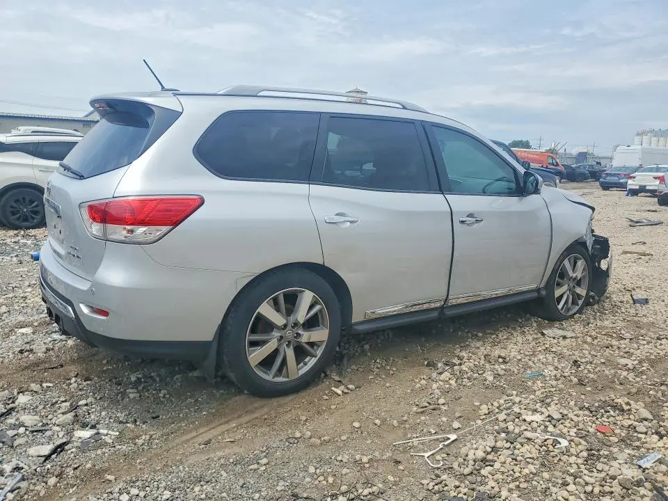 2013 NISSAN PATHFINDER S  