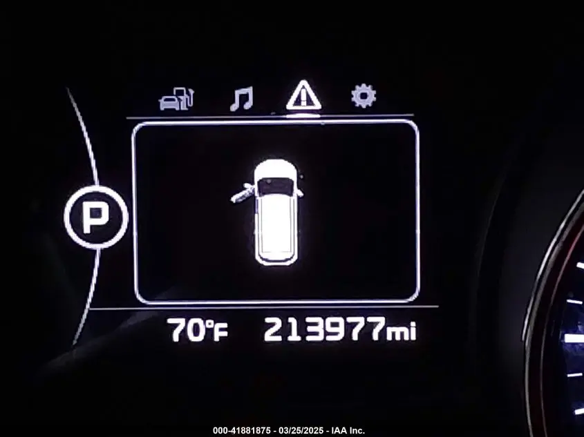 2017 KIA SEDONA LX