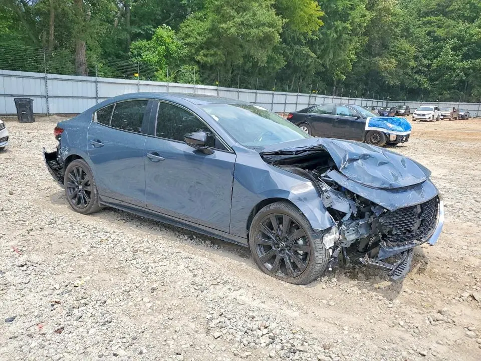 2024 MAZDA 3 PREFERRED  