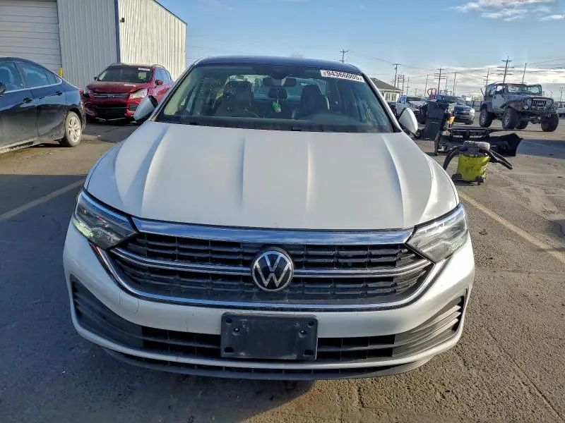 2023 VOLKSWAGEN JETTA SE  