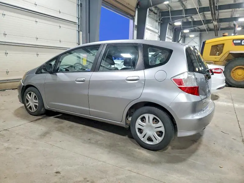 2010 HONDA FIT   