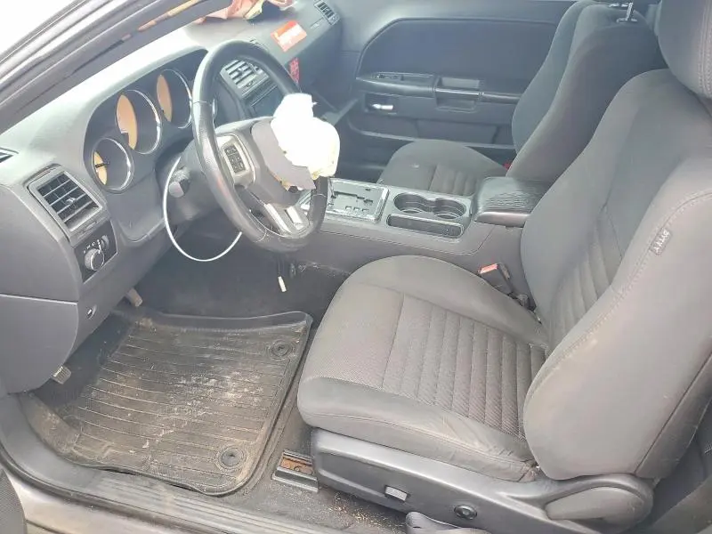 2013 DODGE CHALLENGER SXT  