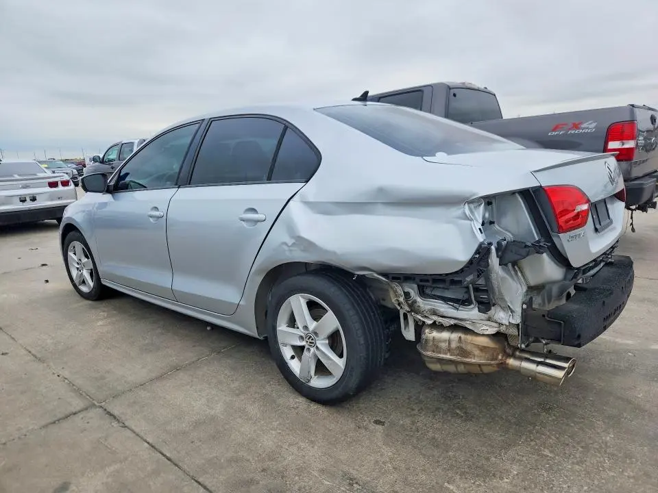 2012 VOLKSWAGEN JETTA TDI  