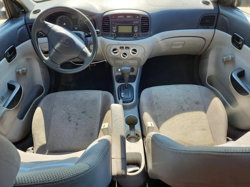 2010 HYUNDAI ACCENT GLS  