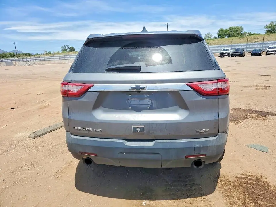 2018 CHEVROLET TRAVERSE LS  