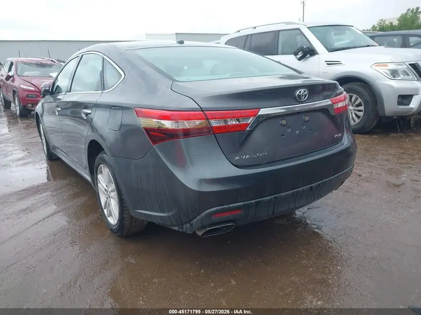 2015 TOYOTA AVALON XLE