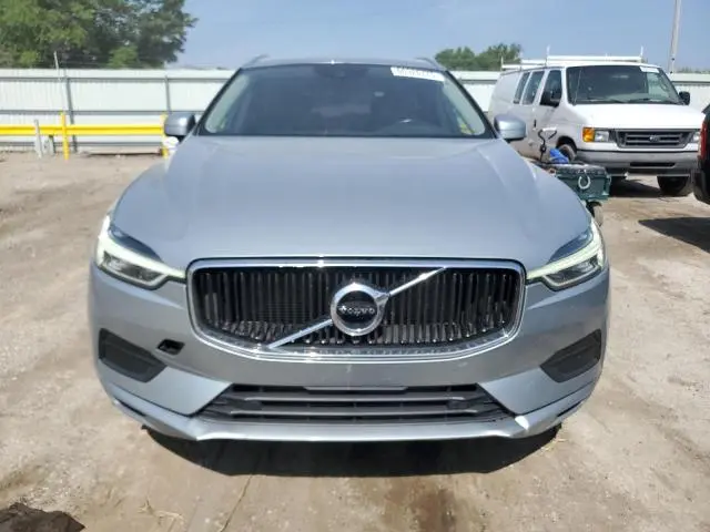 2018 VOLVO XC60 T5 MOMENTUM  