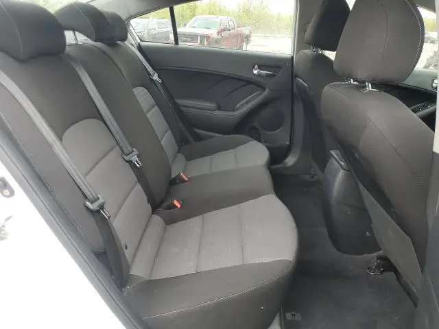 2018 KIA FORTE LX  