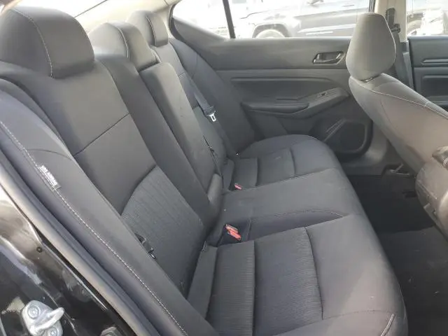 2024 NISSAN ALTIMA SV  