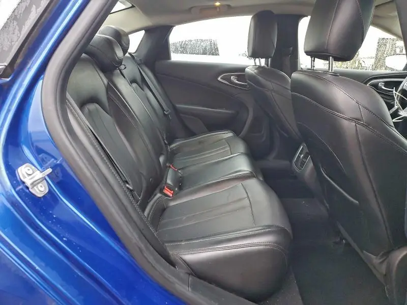 2017 CHRYSLER 200 LIMITED  