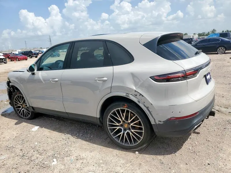2021 PORSCHE CAYENNE   
