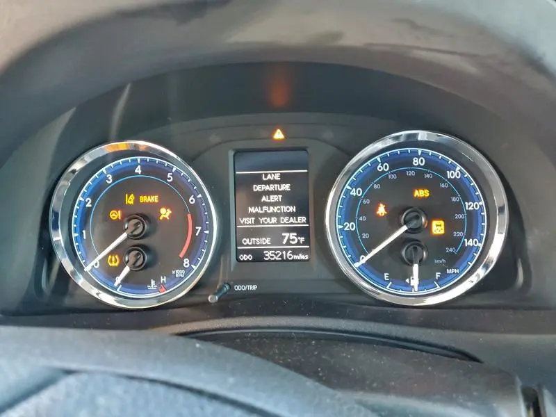 2017 TOYOTA COROLLA L  