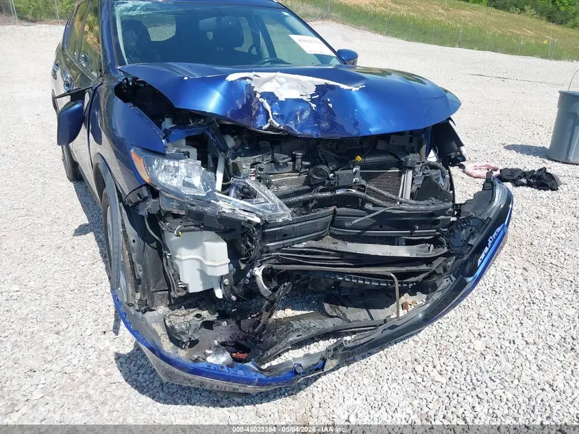 2017 NISSAN ROGUE SV