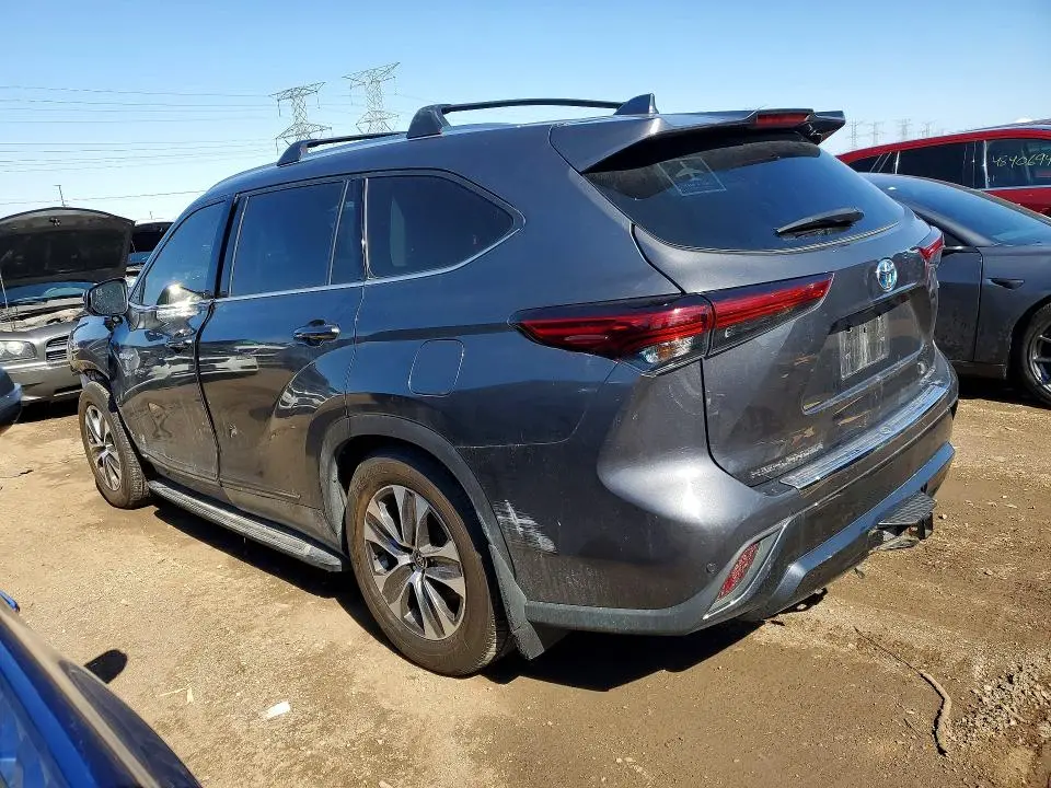 2021 TOYOTA HIGHLNDER   