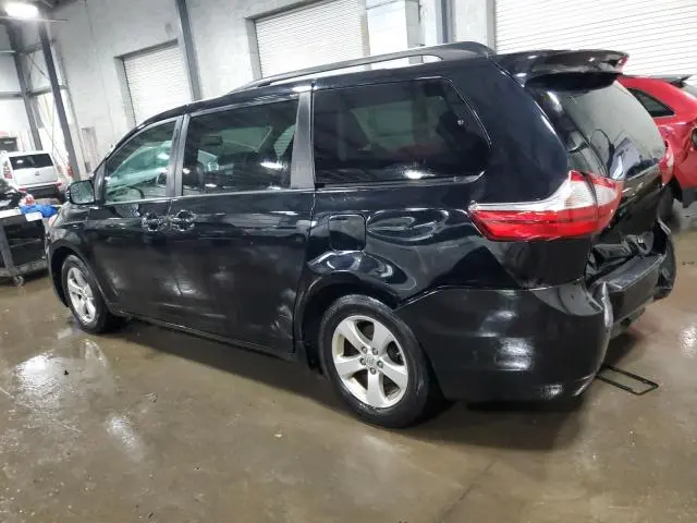 2016 TOYOTA SIENNA LE  