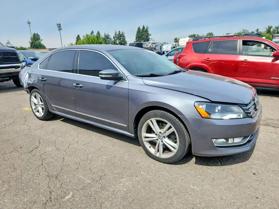 2014 VOLKSWAGEN PASSAT SEL  