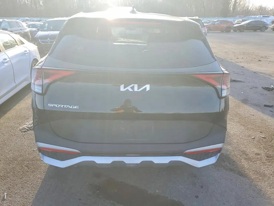 2023 KIA SPORTAGE EX  