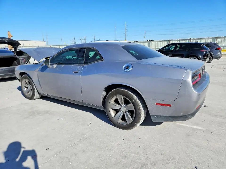 2015 DODGE CHALLENGER SXT  