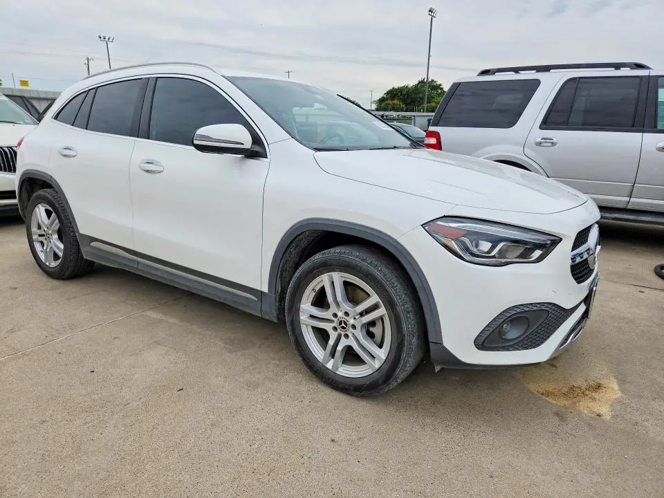 2021 MERCEDES-BENZ GLA 250  