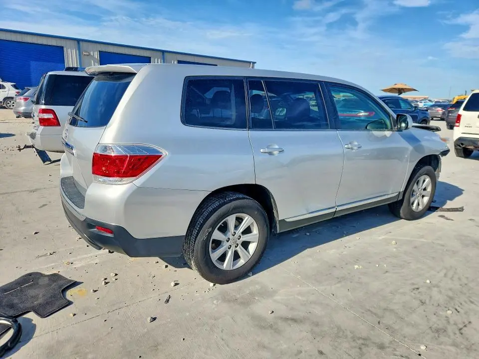 2013 TOYOTA HIGHLANDER BASE  
