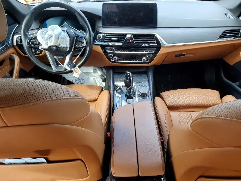 2021 BMW 530 XI  