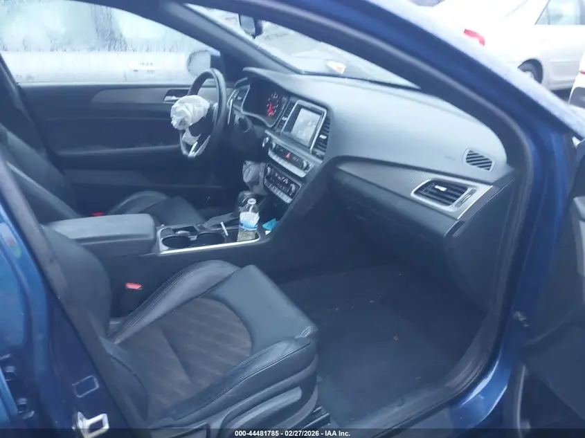 2019 HYUNDAI SONATA SPORT