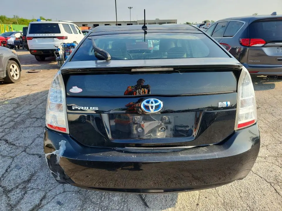 2010 TOYOTA PRIUS II  