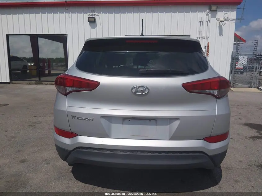 2018 HYUNDAI TUCSON SE