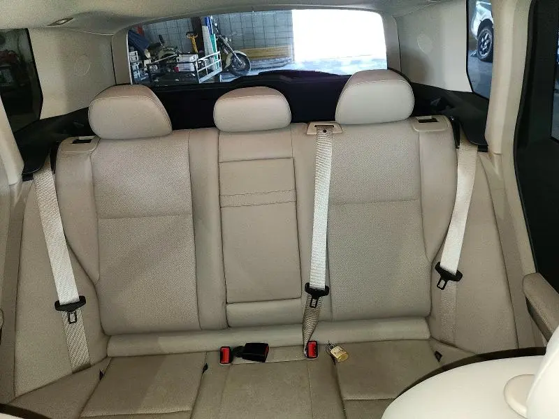 2010 MERCEDES-BENZ GLK 350  