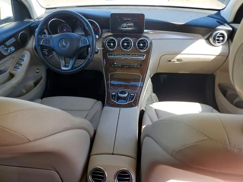 2017 MERCEDES-BENZ GLC 300  