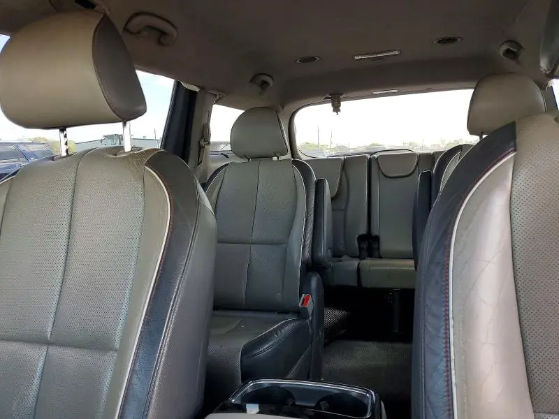 2016 KIA SEDONA SX  