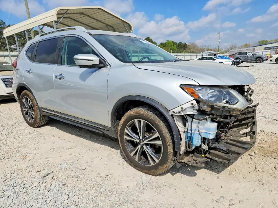 2018 NISSAN ROGUE SL  
