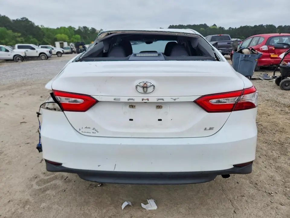 2018 TOYOTA CAMRY LE  