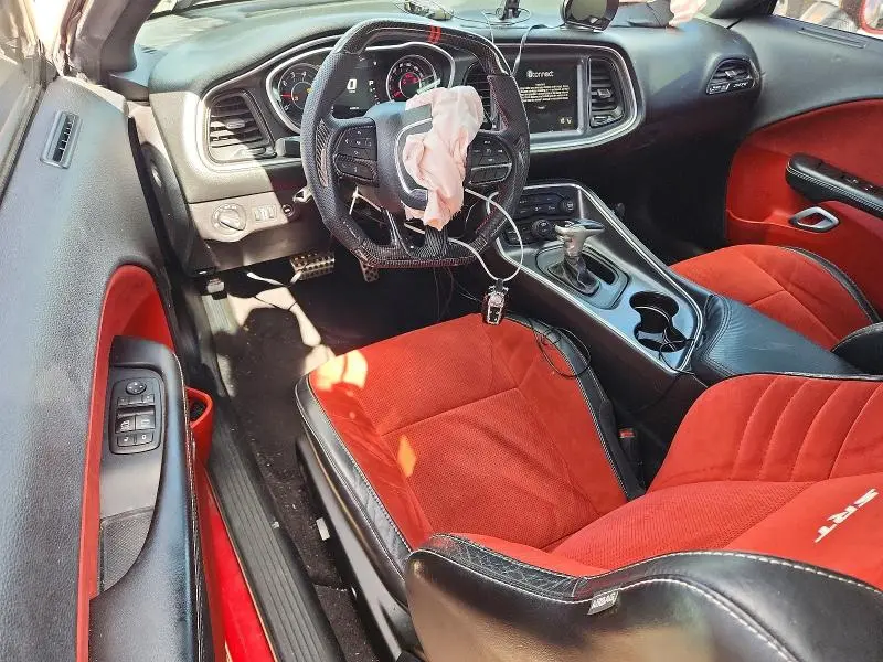 2015 DODGE CHALLENGER SRT 392  