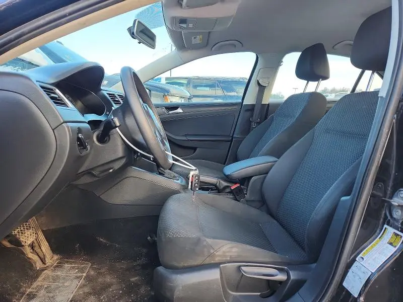 2013 VOLKSWAGEN JETTA BASE  