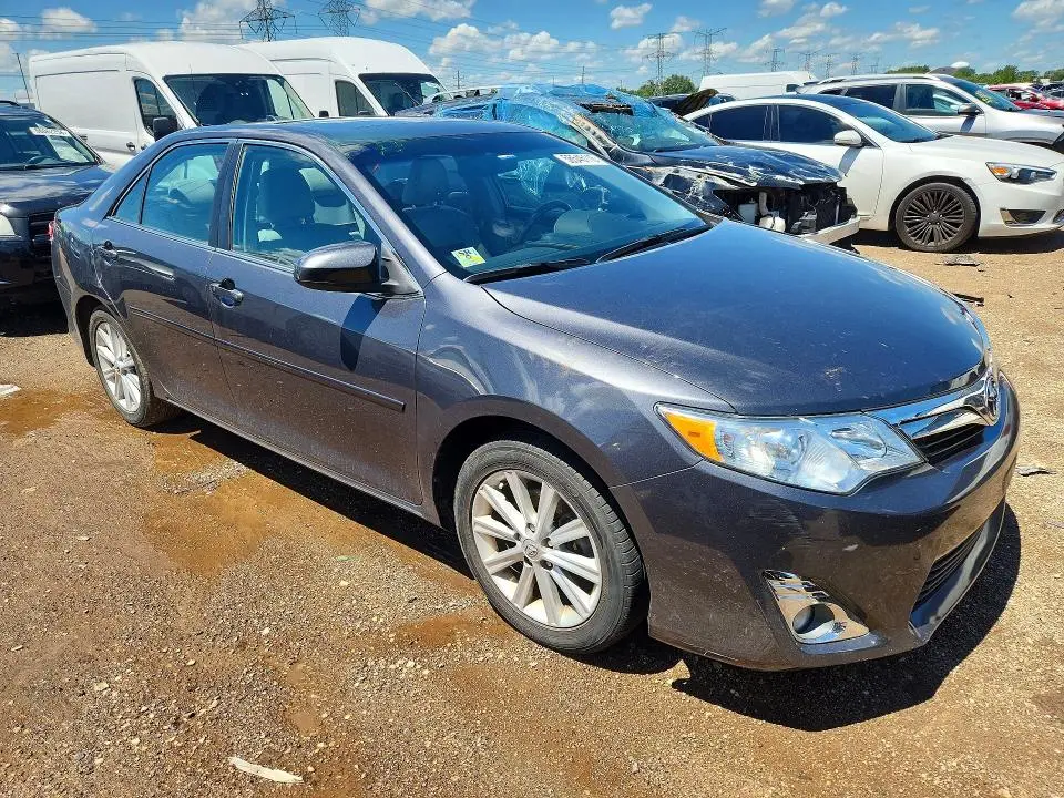 2012 TOYOTA CAMRY XLE V6  