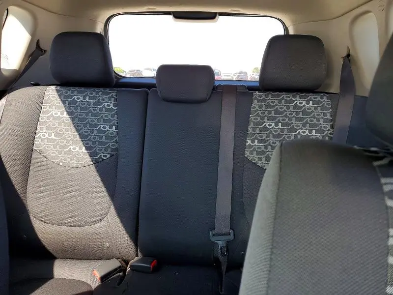 2011 KIA SOUL +  
