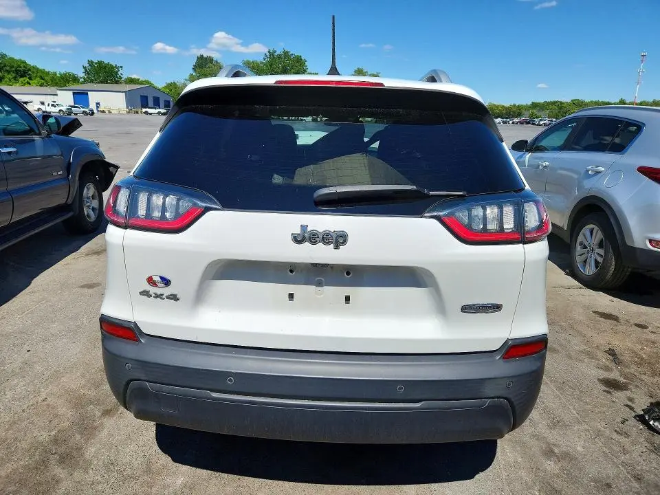 2020 JEEP CHEROKEE LATITUDE PLUS  