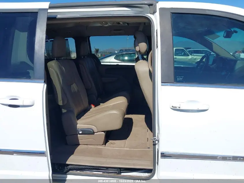 2015 CHRYSLER TOWN & COUNTRY TOURING