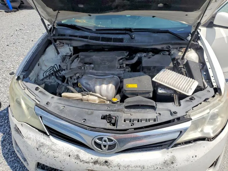 2014 TOYOTA CAMRY LE  