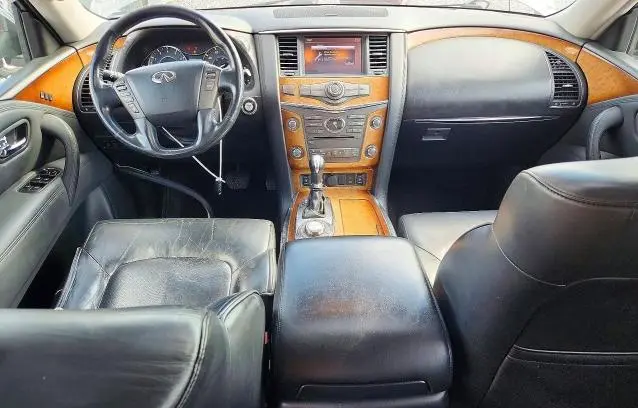 2011 INFINITI QX56 BASE  
