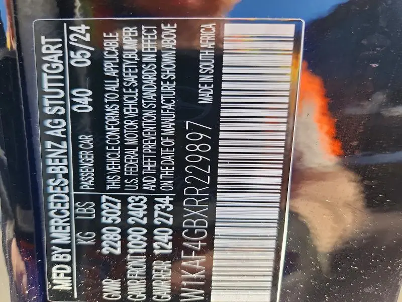 2024 MERCEDES-BENZ C 300  