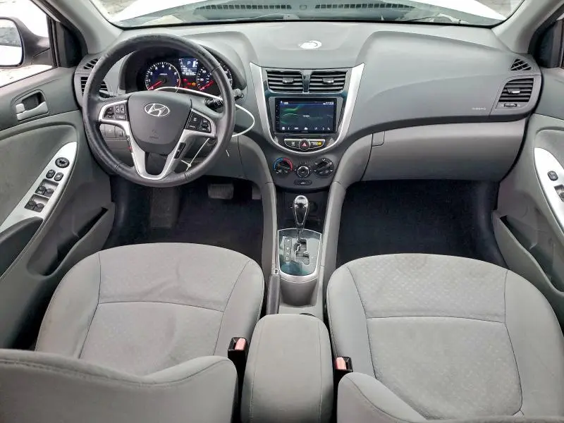2012 HYUNDAI ACCENT GLS  