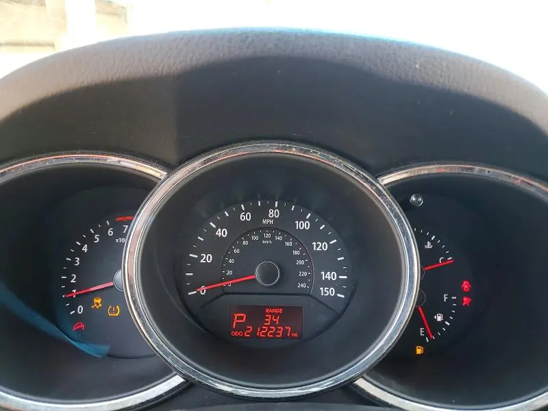 2012 KIA SORENTO LX  